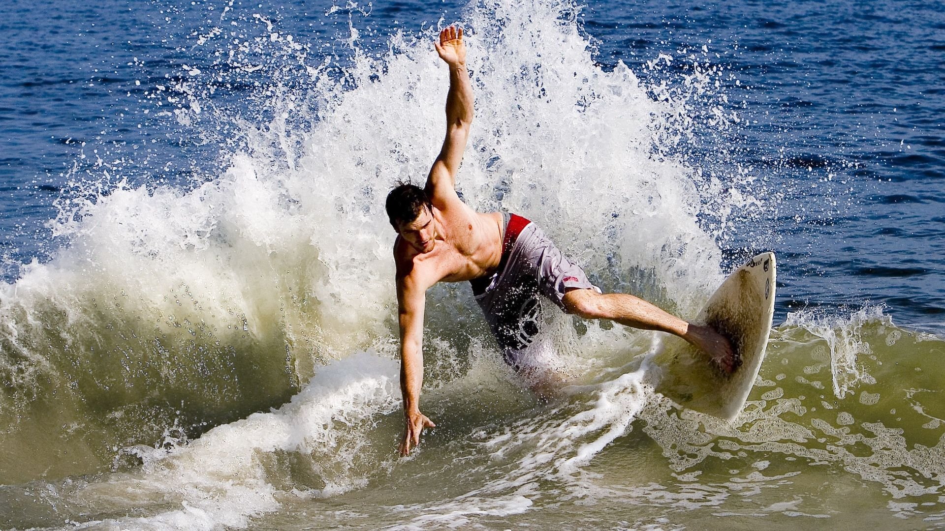 乡村特色竹竿挤拔河,传承传统民俗运动,拔竹竿神器